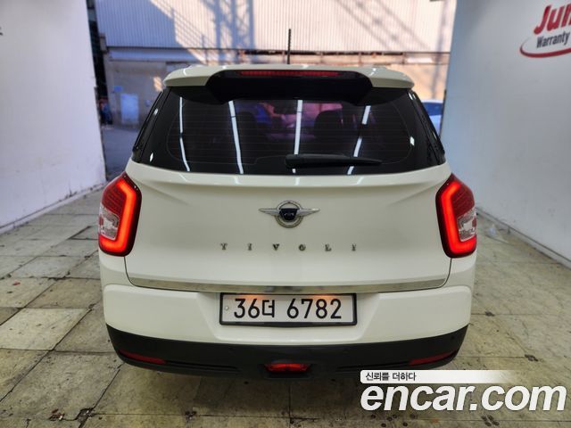 KG Mobility (SsangYong) Tivoli Air Diesel IX 2WD 2016 — фото 3