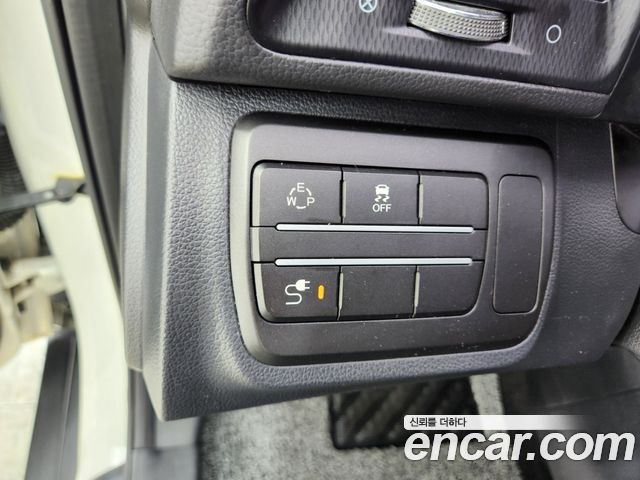 KG Mobility (SsangYong) Tivoli Air Diesel IX 2WD 2016 — фото 18