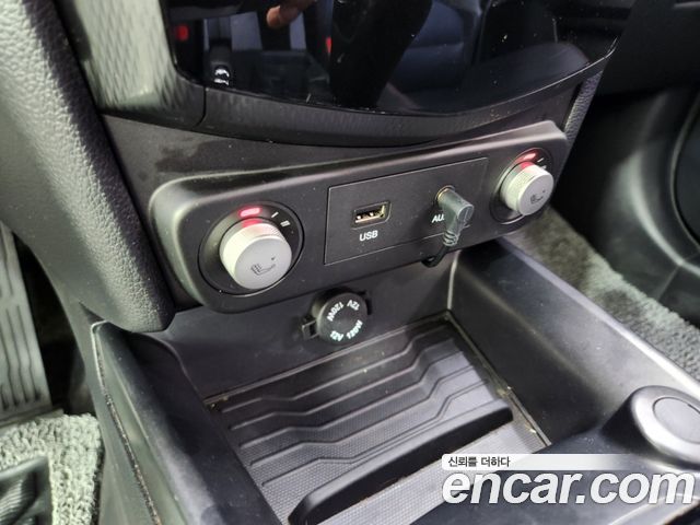 KG Mobility (SsangYong) Tivoli Air Diesel IX 2WD 2016 — фото 19