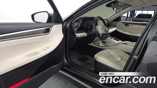 Hyundai Grandeur (IG) 2.5 Le Blanc 2023 — фото 10