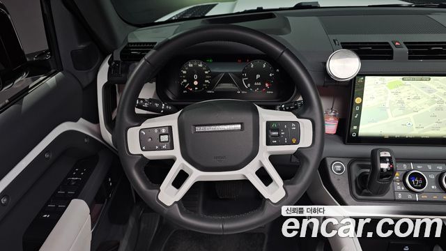Land Rover Defender (L663) 110 D250 X-Dynamic SE 2025 — фото 13