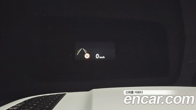 Land Rover Defender (L663) 110 D250 X-Dynamic SE 2025 — фото 18
