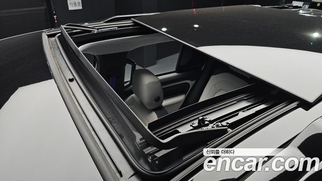 Land Rover Defender (L663) 110 D250 X-Dynamic SE 2025 — фото 19