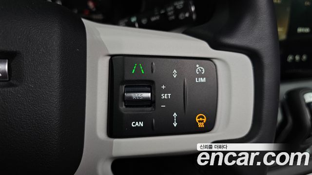 Land Rover Defender (L663) 110 D250 X-Dynamic SE 2025 — фото 32