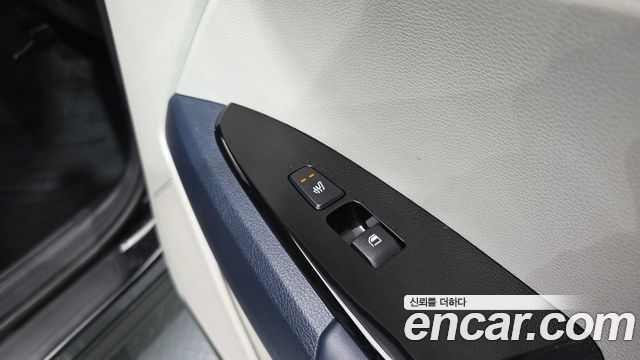 Kia Sportage (V) Gasoline 1.6 Turbo 4WD Nobleless 2022 — фото 18