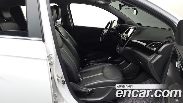 Chevrolet Spark Premier 2019 — фото 11
