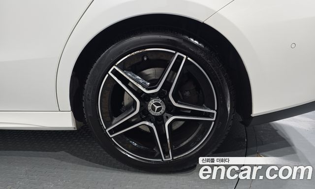 Mercedes-Benz CLA-Class (C118) CLA250 4MATIC 2022 — фото 21