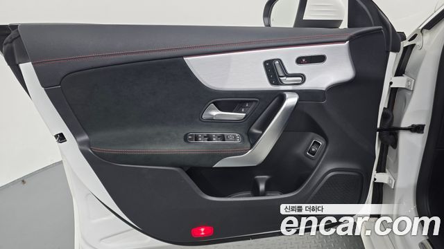 Mercedes-Benz CLA-Class (C118) CLA250 4MATIC 2022 — фото 24