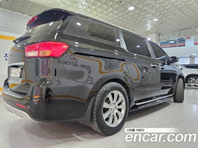 Kia Carnival 9-seater Luxury 2018 — фото 5