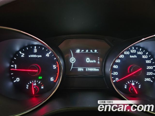 Kia Carnival 9-seater Luxury 2018 — фото 7