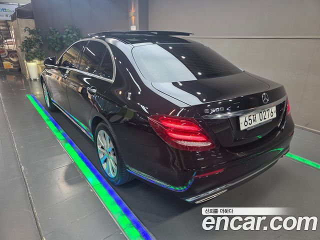 Mercedes-Benz E-Class (W213) E300 Exclusive 2017 — фото 2