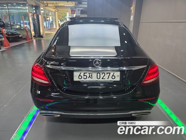 Mercedes-Benz E-Class (W213) E300 Exclusive 2017 — фото 4
