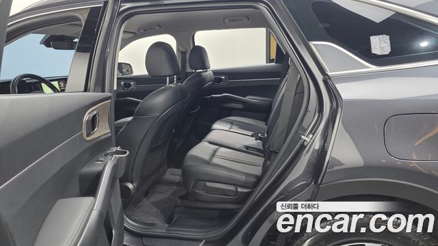 Kia Sorento (IV) Diesel 2.2 4WD Prestige 2023 — фото 11