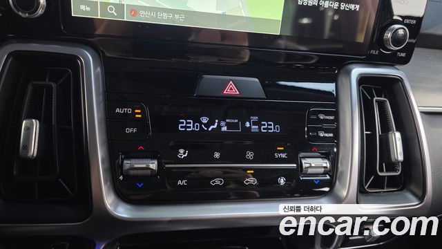 Kia Sorento (IV) Diesel 2.2 4WD Prestige 2023 — фото 32