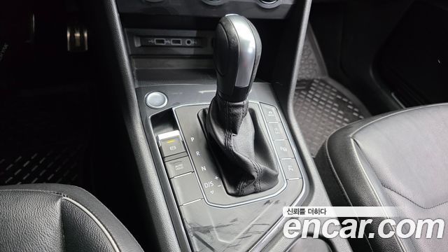 Volkswagen Tiguan Allspace 2.0 TDI Prestige 2020 — фото 9