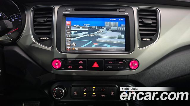 Kia Carens 2.0 LPi Luxury 2014 — фото 14