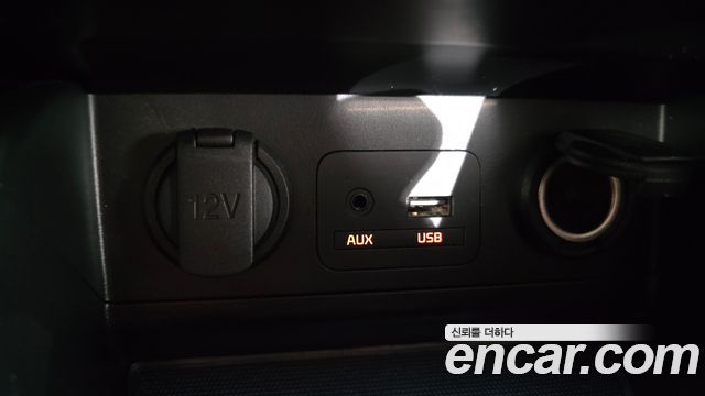 Kia Carens 2.0 LPi Luxury 2014 — фото 16