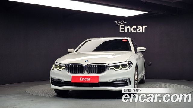 BMW 5 Series (G30) 520d Luxury Special Edition 2018 — фото 3