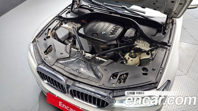BMW 5 Series (G30) 520d Luxury Special Edition 2018 — фото 6