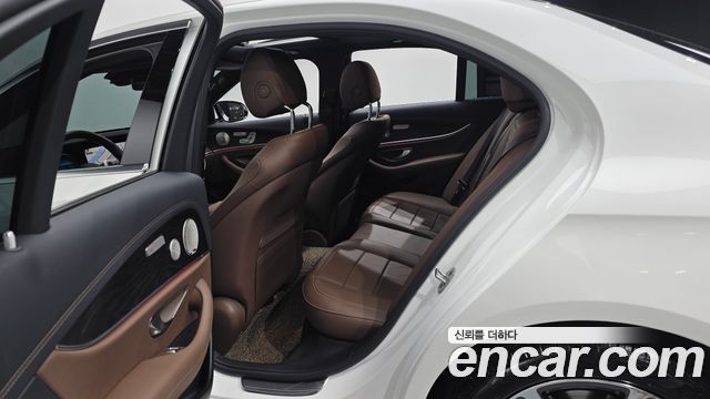 Mercedes-Benz E-Class (W213) E350 4MATIC Avantgarde 2021 — фото 11