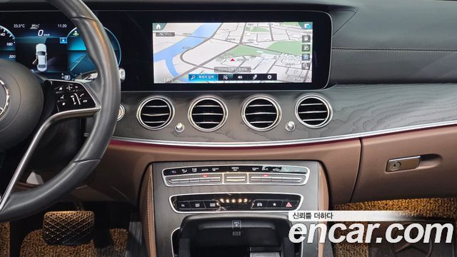 Mercedes-Benz E-Class (W213) E350 4MATIC Avantgarde 2021 — фото 13