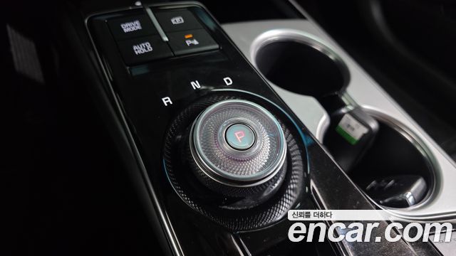 Kia K8 2.5 Gasoline 2WD Noblesse 2022 — фото 9