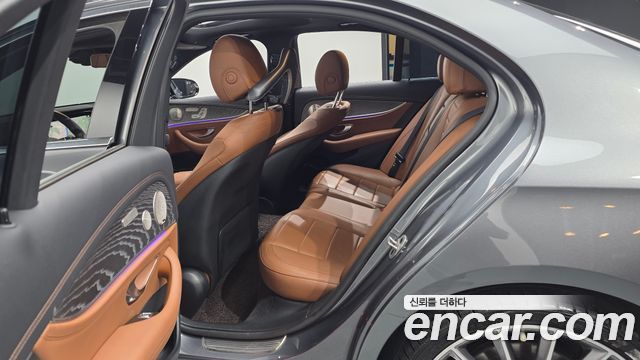 Mercedes-Benz E-Class (W213) E350 4MATIC AMG Line 2021 — фото 11