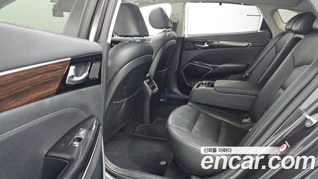 Kia K7 3.0 LPI  Noblesse(Disabled) 2018 — фото 11