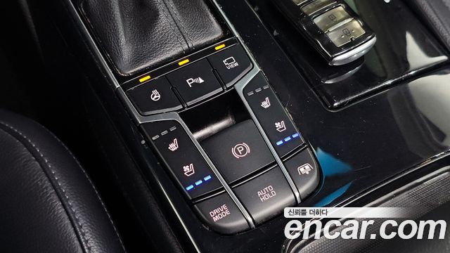 Kia K7 3.0 LPI  Noblesse(Disabled) 2018 — фото 18