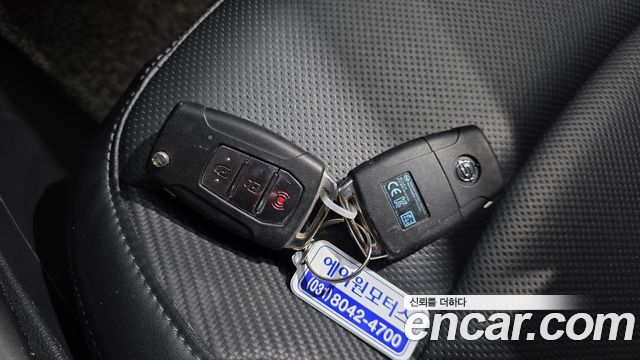 KG Mobility (SsangYong) Tivoli Air 1.5 A1 2WD 2022 — фото 17