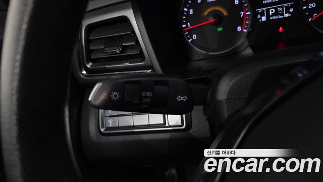 KG Mobility (SsangYong) Tivoli Air 1.5 A1 2WD 2022 — фото 30