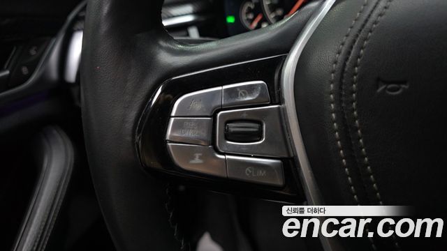 BMW 5 Series (G30) 520i Luxury 2018 — фото 32