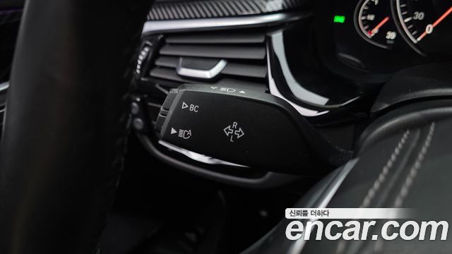 BMW 5 Series (G30) 520i Luxury 2018 — фото 36