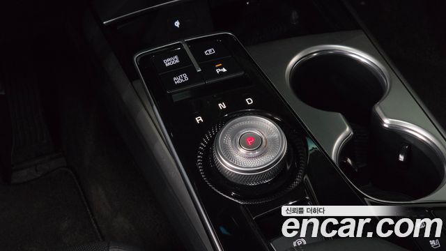 Kia K8 2.5 Gasoline 2WD Noblesse 2024 — фото 9