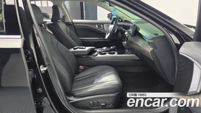 Kia K8 2.5 Gasoline 2WD Noblesse 2024 — фото 32