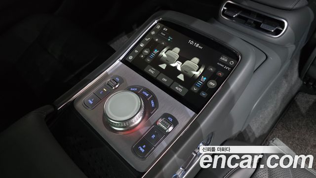 Genesis G90 (RS4) Gasoline 3.5 Turbo AWD 2023 — фото 18