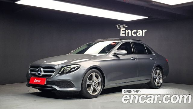 Mercedes-Benz E-Class (W213) E300 4MATIC Avnatgarde