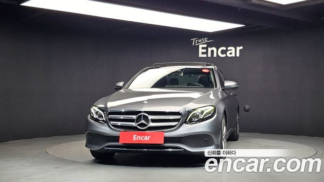 Mercedes-Benz E-Class (W213) E300 4MATIC Avnatgarde 2017 — фото 3