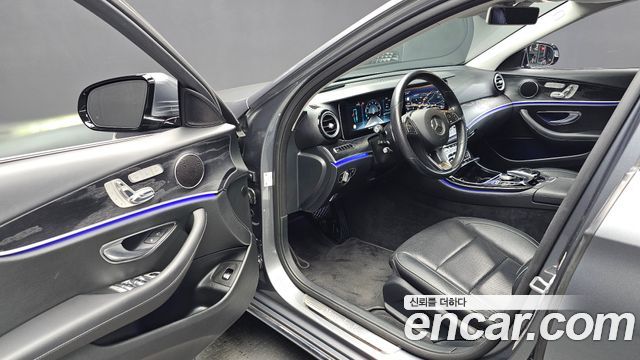 Mercedes-Benz E-Class (W213) E300 4MATIC Avnatgarde 2017 — фото 10