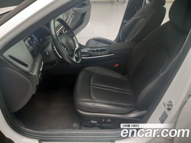 Hyundai Sonata (DN8) 2.0 Premium Plus 2022 — фото 10