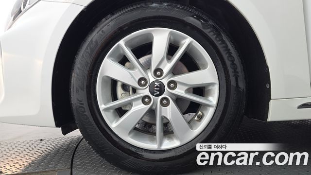 Kia K5 (II) 2.0 SX Luxury 2017 — фото 5