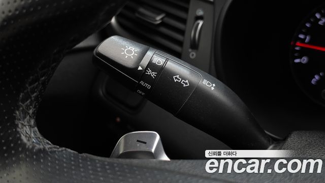 Kia K5 (II) 2.0 SX Luxury 2017 — фото 16