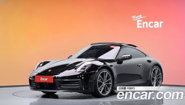 Porsche 911 (992) Carrera