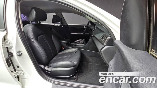 Kia K5 (II) LPI MX Luxury 2017 — фото 26