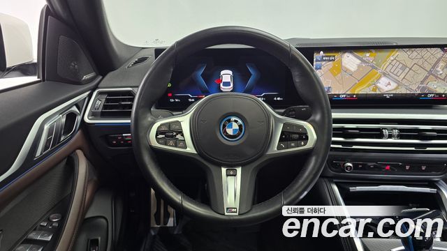 BMW i4 eDrive40 M Sports Pro 2023 — фото 13