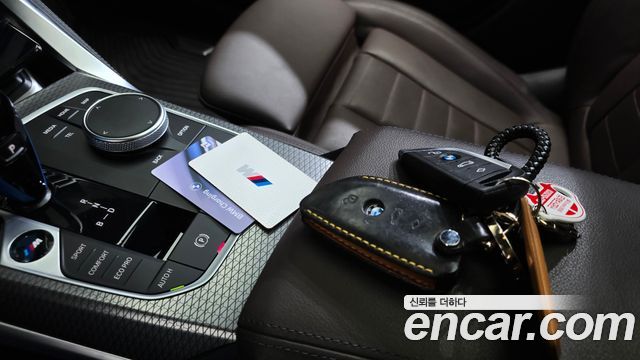 BMW i4 eDrive40 M Sports Pro 2023 — фото 15