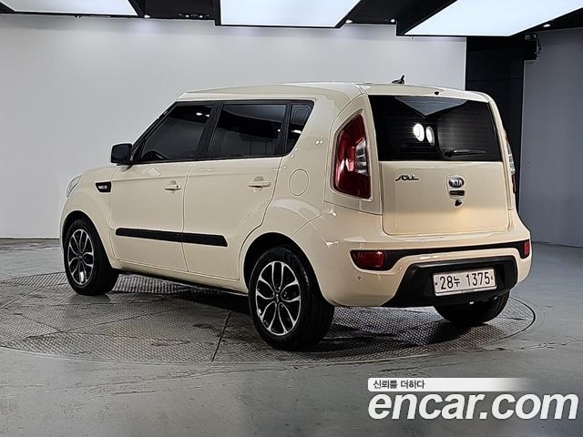 Kia Soul 1.6 GDI Friend Standard 2013 — фото 3