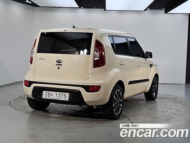 Kia Soul 1.6 GDI Friend Standard 2013 — фото 4