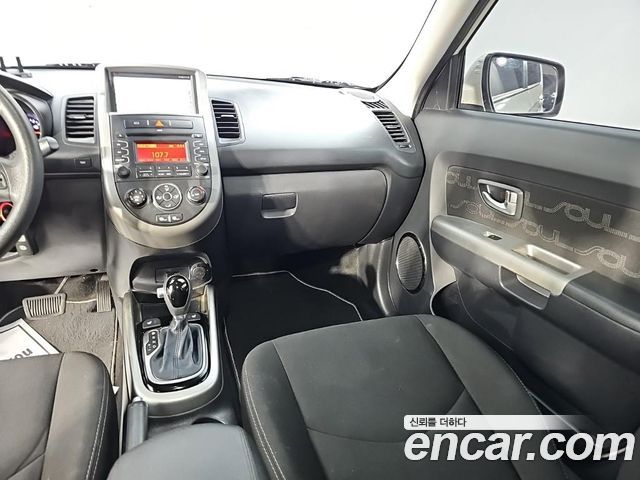 Kia Soul 1.6 GDI Friend Standard 2013 — фото 10