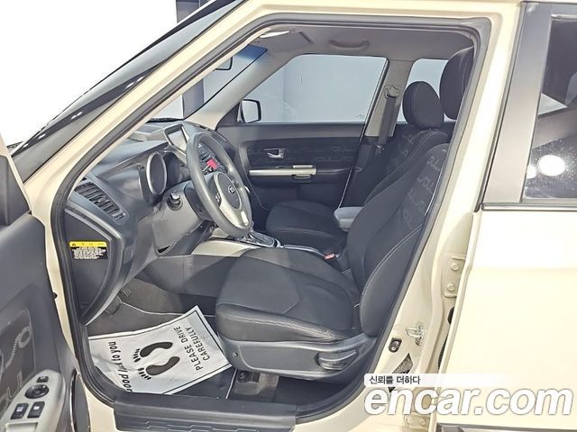 Kia Soul 1.6 GDI Friend Standard 2013 — фото 15